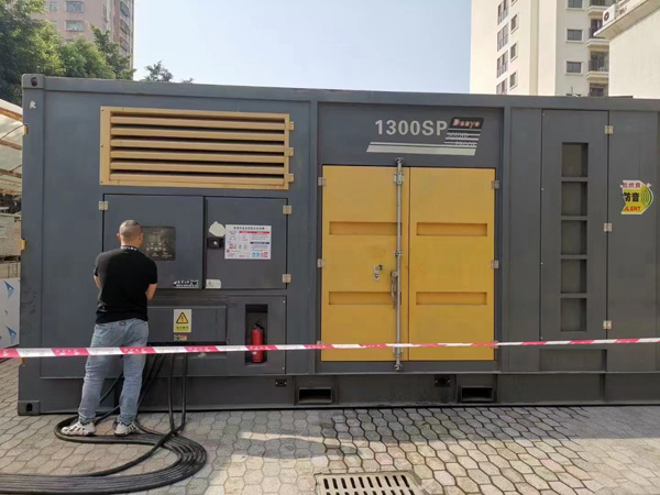 明山500KW发电机组冬季应该配多大的启动电瓶？